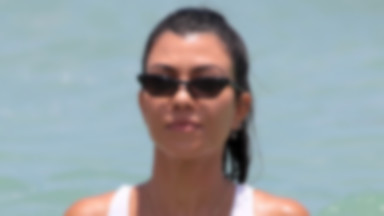 Kourtney Kardashian na plaży w Meksyku