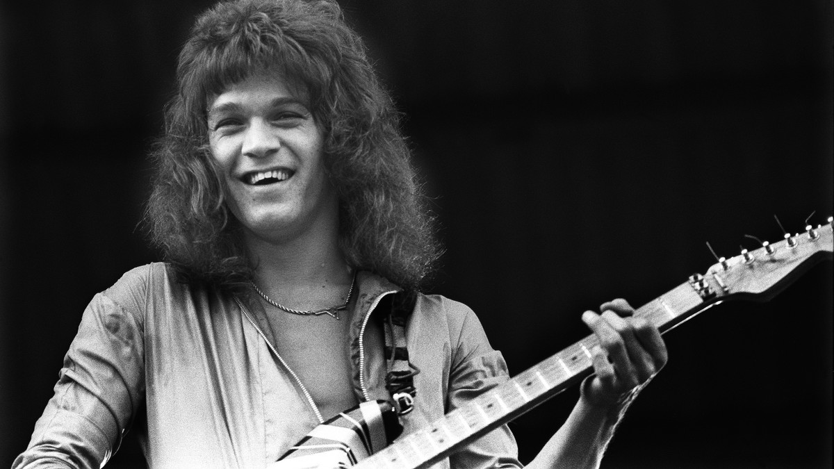 Król Edward. Eddie Van Halen, jeden z największych wirtuozów gitary, nie  żyje - Muzyka