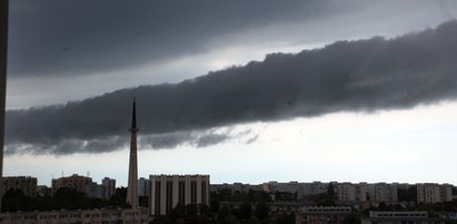 Upały nie odpuszczają, ostrzeżenia dla 12 województw. Wiemy, kiedy nadejdzie ochłodzenie