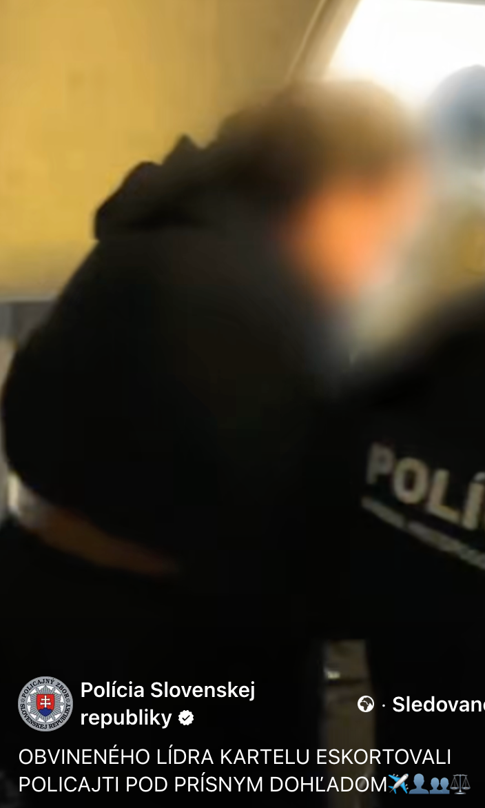 Eskortovali lídra kartelu.