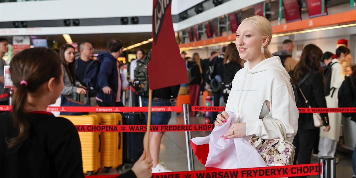 Luna leci na Eurowizję! Tłum przywitał ją na lotnisku