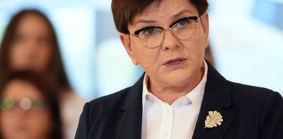 Szydło i Piotrowicz zaatakowani! Trudne rozmowy z Polakami