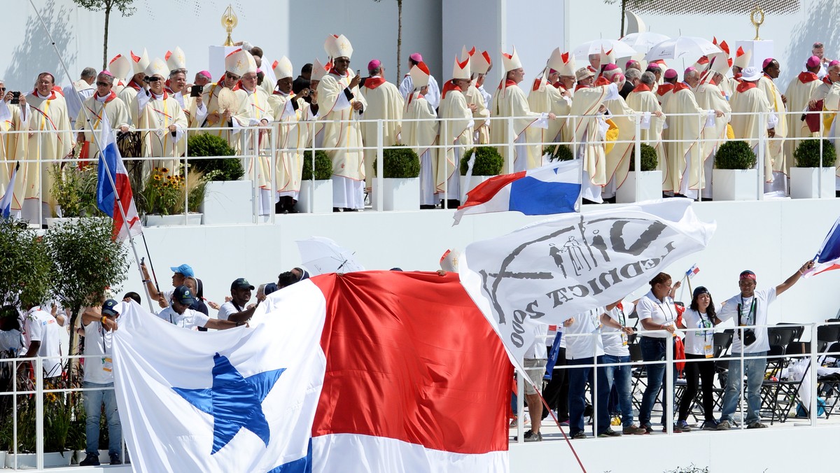 Następne Światowe Dni Młodzieży odbędą się w 2019 r. w Panamie - ogłosił papież Franciszek. Dziękował młodym za uczestnictwo w tegorocznych uroczystościach. Przeżyliśmy piękno powszechnego braterstwa w Chrystusie; to było duchowe "dotlenienie" - powiedział.