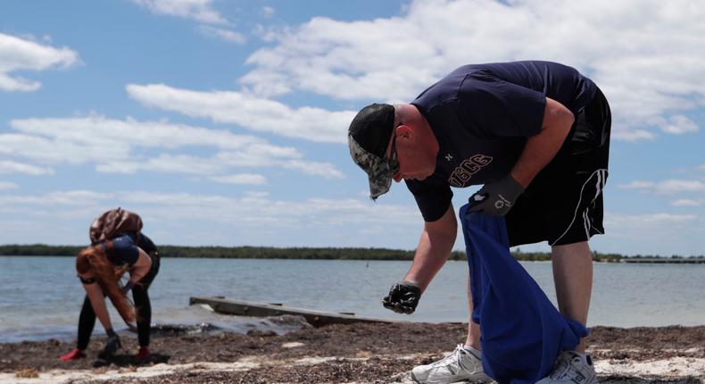 According to one recruiter, volunteering when you're out of work can help structure your day and put the challenges you're facing in context.Lynne Sladky/AP