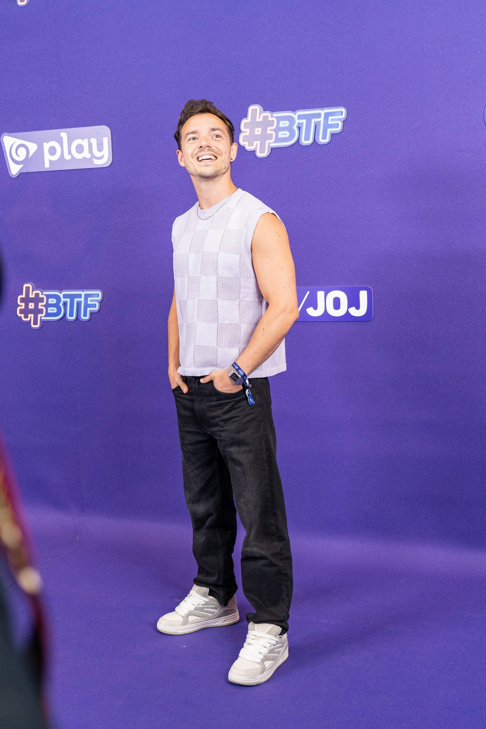 Párty TV JOJ - Dávid Hartl.