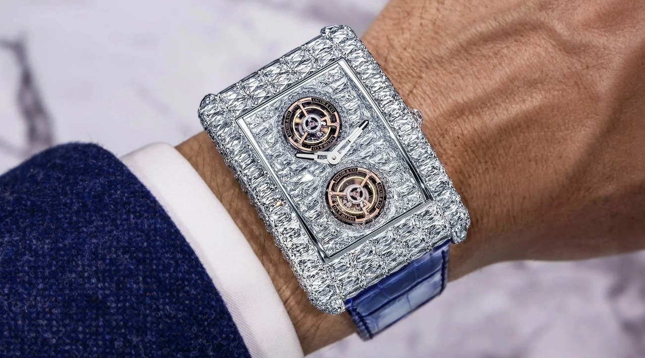 Ovako izgleda sat Jacob & Co Billionaire Double Tourbillon Angel Cut.