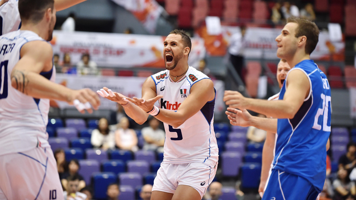 Gianlorenzo Blengini podał skład reprezentacji Włoch na mistrzostwa Europy siatkarzy 2015, których Italia będzie współgospodarzem. Selekcjoner Squadra Azzurra zaufał dokładnie tej samej czternastce, która podczas Pucharu Świata wywalczyła sobie awans do igrzysk olimpijskich w Rio de Janeiro 2016.