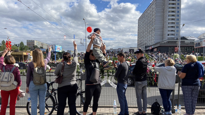 Białoruś cały czas protestuje. Najnowsze nagrania - Wiadomości