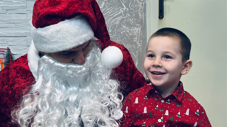 Pirotski vatrogasac Milan Panajotović postao Deda Mraz