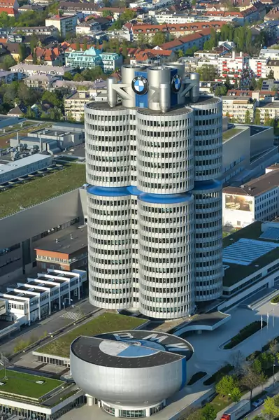 Siedziba koncernu motoryzacyjnego BMW w Monachium