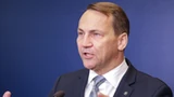 Rosyjskie drony nad Polską to "pomyłka"? Sikorski stanowczo reaguje na słowa Trumpa