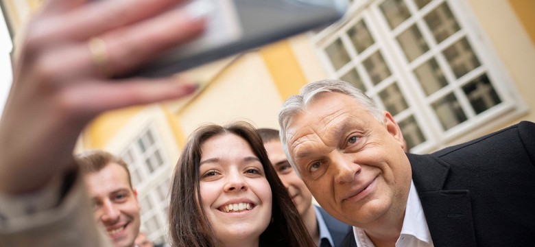 Dlaczego Fidesz nie tylko zwyciężył, lecz także z nieprawdopodobną wręcz większością?