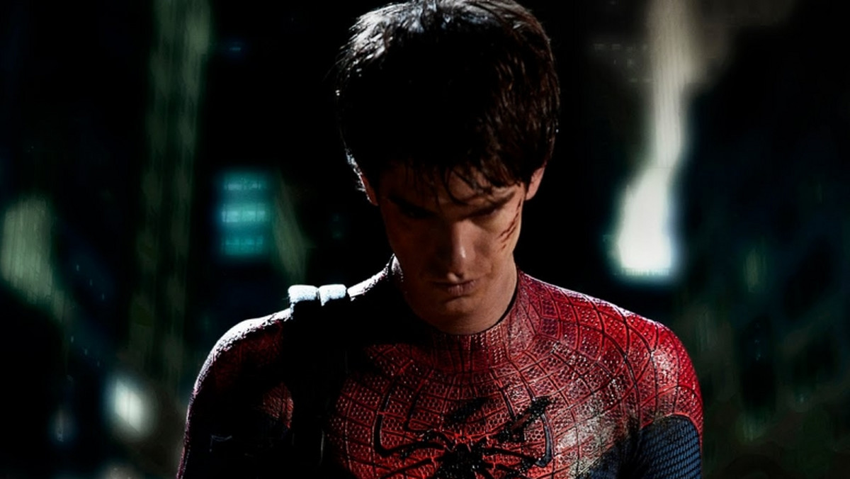 Andrew Garfield zdradził, że prawie udusił się w masce Spider-Mana na planie swojego najnowszego filmu "Niesamowity Spider-Man".