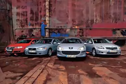 Peugeot 407 kontra Toyota Avensis VW Passat i Volvo S60: porównanie sedanów z silnikiem Diesla