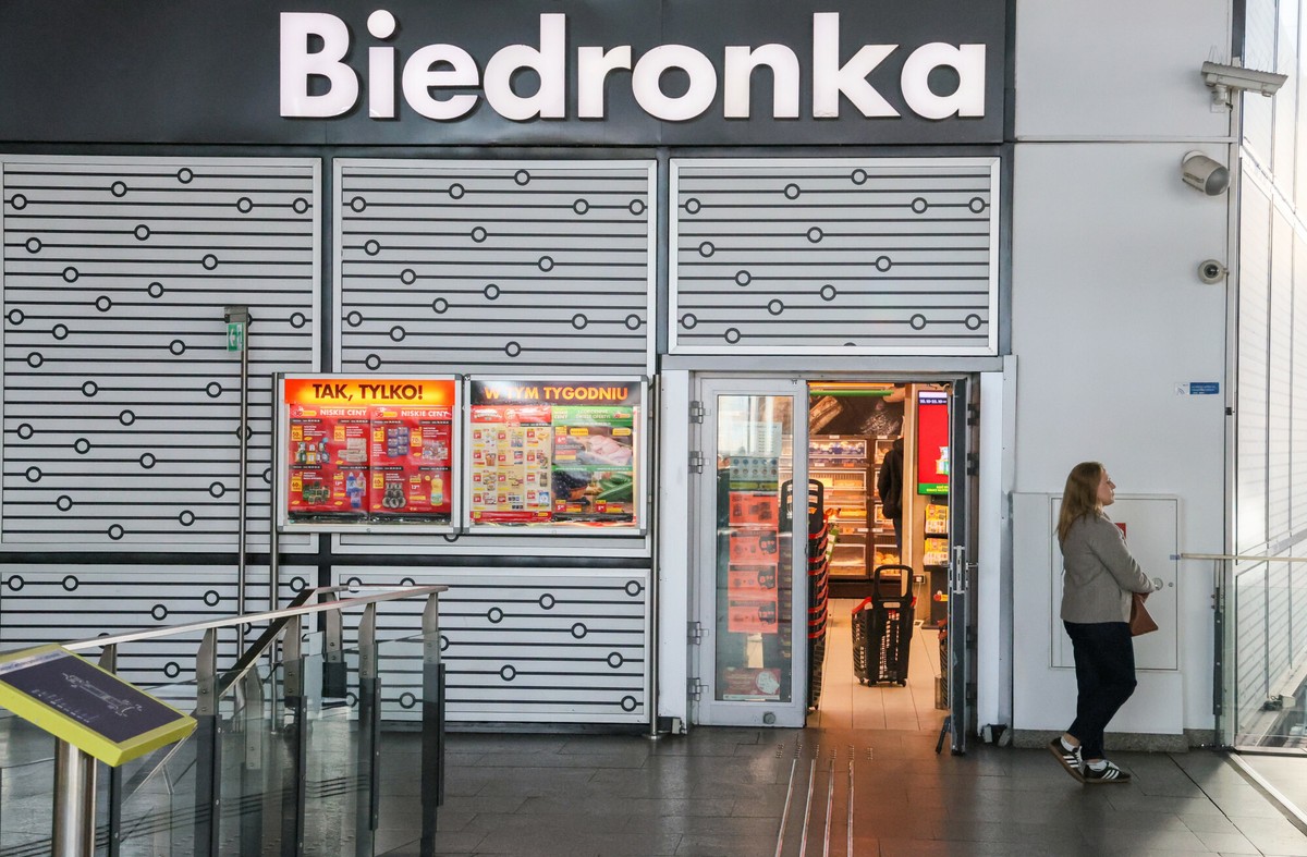 Gigantyczna kara dla Biedronki. UOKiK: wprowadzała klientów w błąd