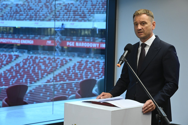 Minister sportu i turystyki Sławomir Nitras podczas konferencji prasowej dot. podsumowania Igrzysk XXXIII Olimpiady Paryż 2024