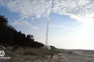 Udany start pierwszej polskiej rakiety kosmicznej. Perun wystartował w Ustce. Branża kosmiczna w Polsce: SpaceForest, Creotech, ICEYE, CloudFerro