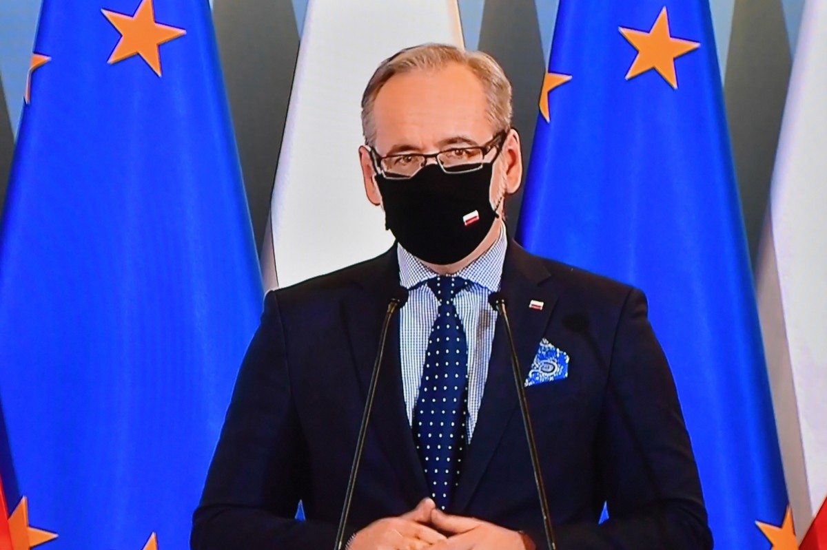 minister Adam Niedzielski