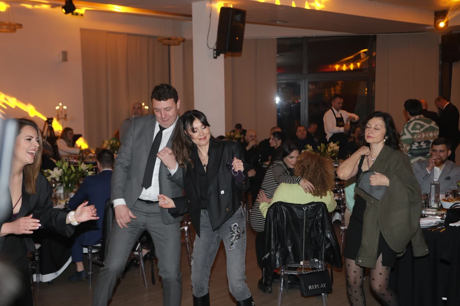 Proslava ekipe serije Igra sudbine