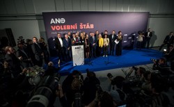 Czechy poszły w ślady Polski i Węgier. Niemiecka prasa m.in. o Kaczyńskim: Zażarty nacjonalista