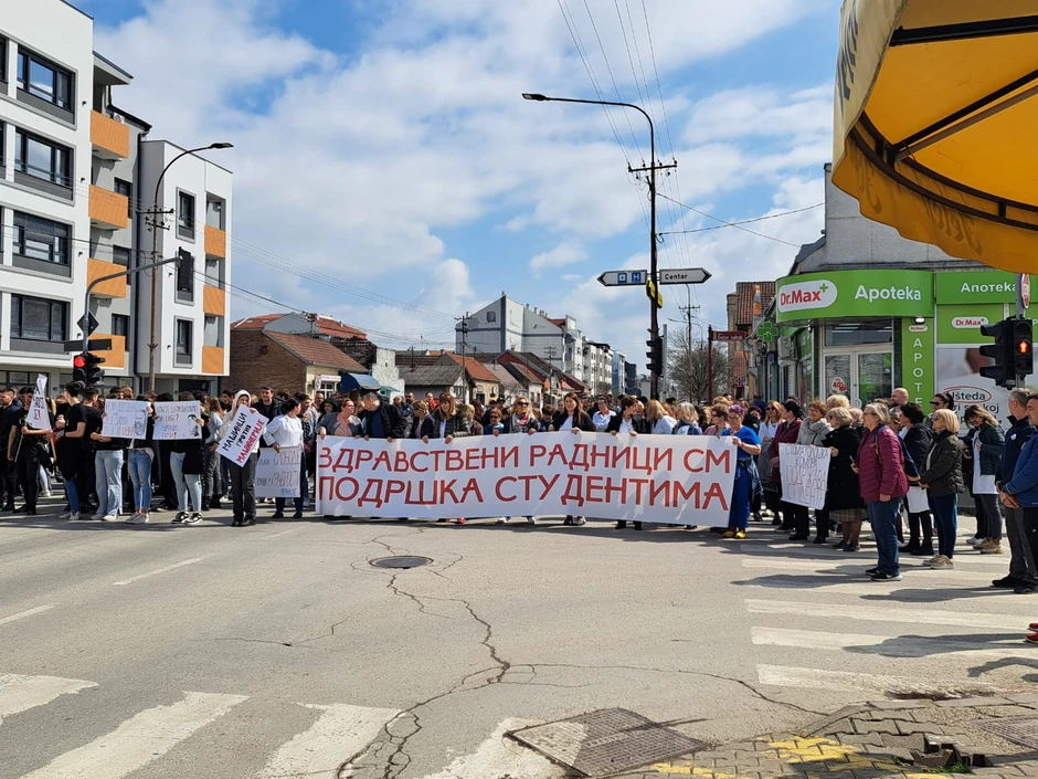 Protest dela zdravstvenih radnika u Sremskoj Mitrovici