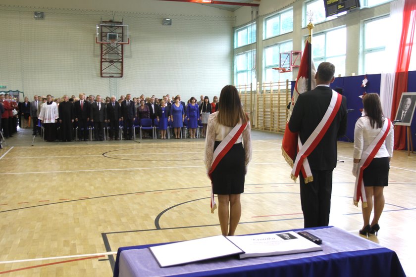 Szkoła im. Lecha Kaczyńskiego w Chłopicach