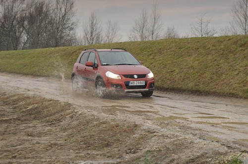 Mini-rakieta na ropę: Suzuki SX4 2.0 DDiS Premium