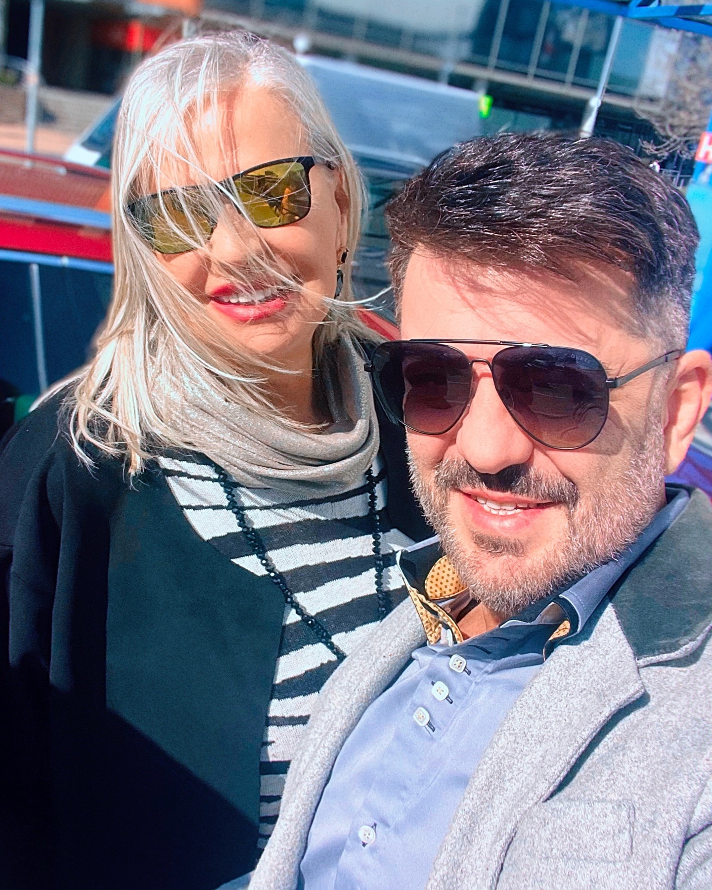 Moderátor a manažér Noro Mészároš a Eva Máziková.