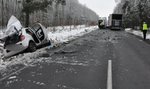 Wjechał autem pod ciężarówkę. Nie żyje 