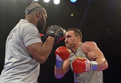 Kliczko i Joshua pokazali moc przed walką na Wembley o pasy IBF, WBA Super i IBO