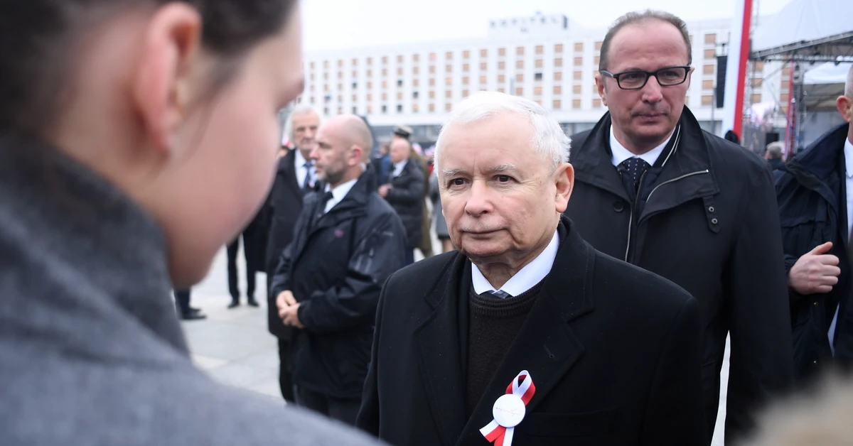 Jarosław Kaczyński miał naruszyć nietykalność cielesną aktywisty. Sąd zdecydował