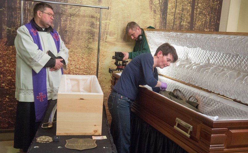 Szczątki majora Zygmunt Szendzielarza "Łupaszki" złożono w trumnie