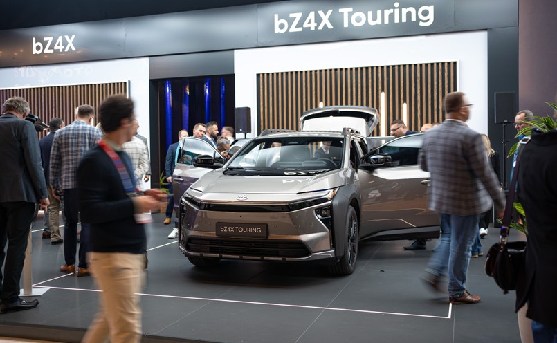 Nowa Toyota bZ4X Touring