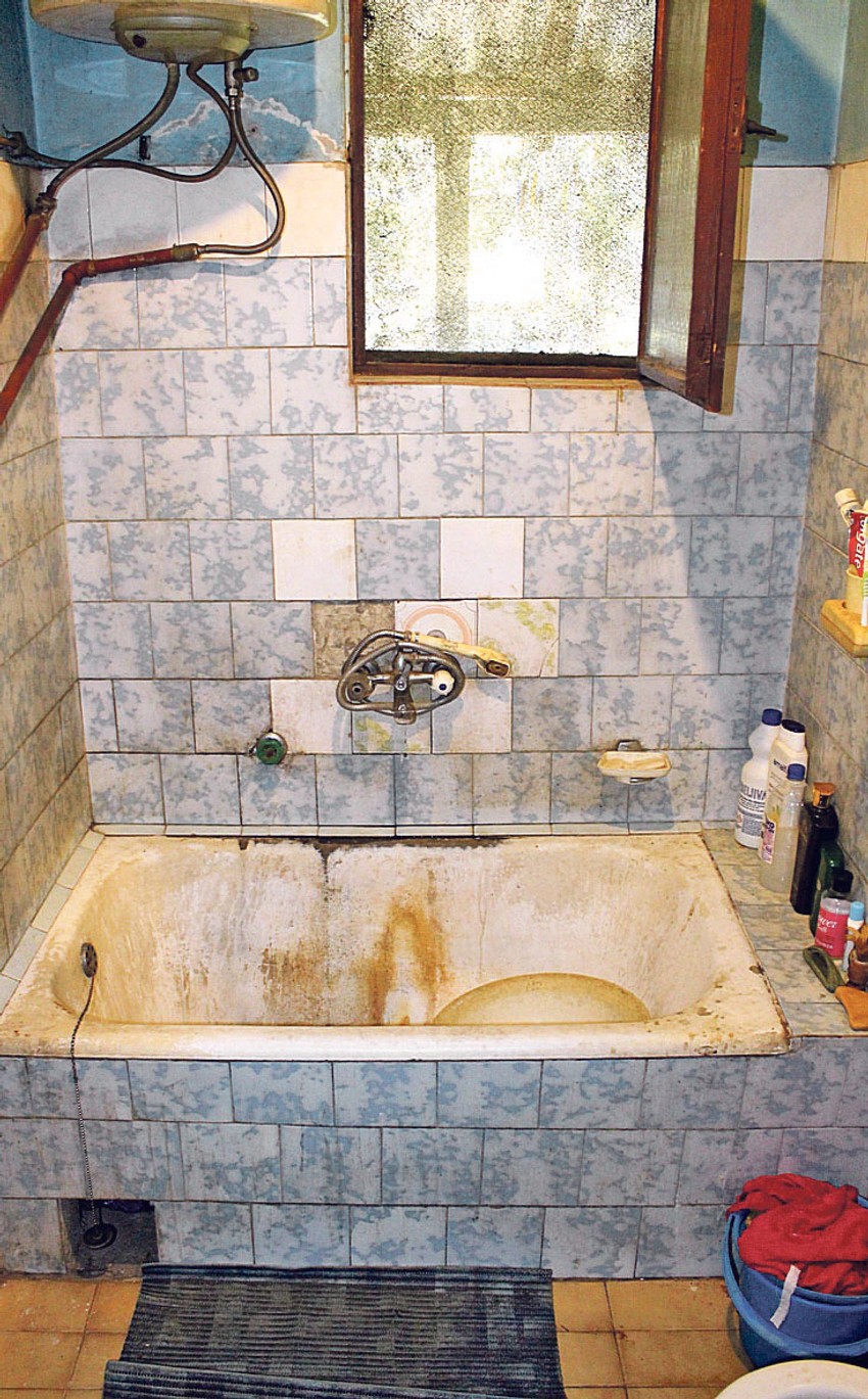 Dom porodice Savov je u veoma lošem stanju