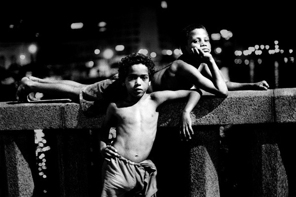 Children at Work - Fernando Moleres