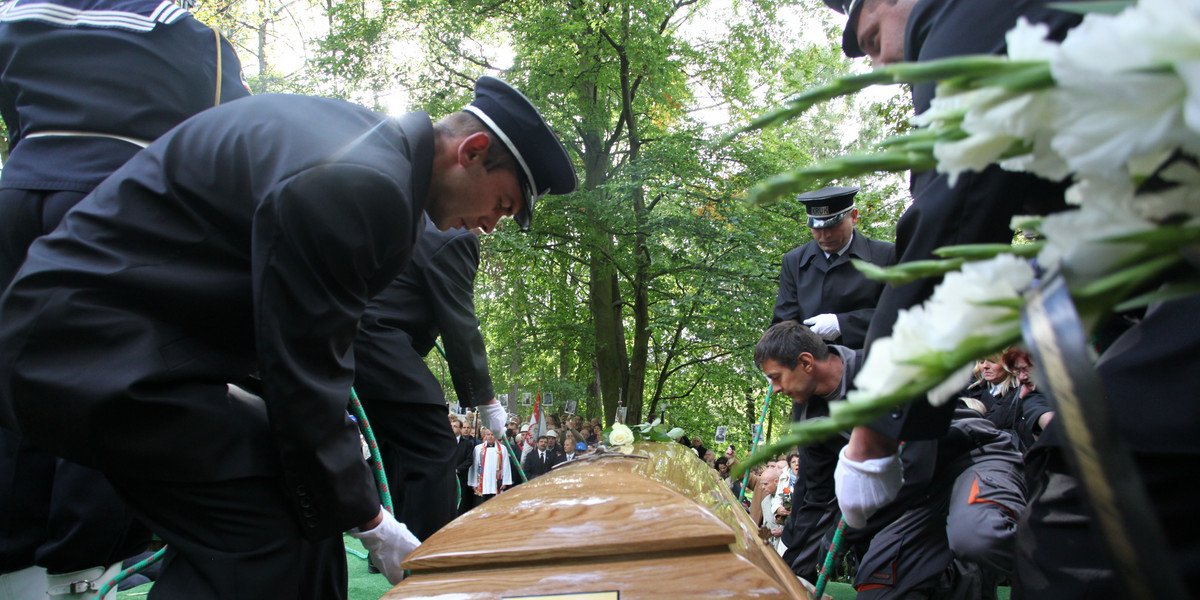drugi pogrzeb walentynowicz