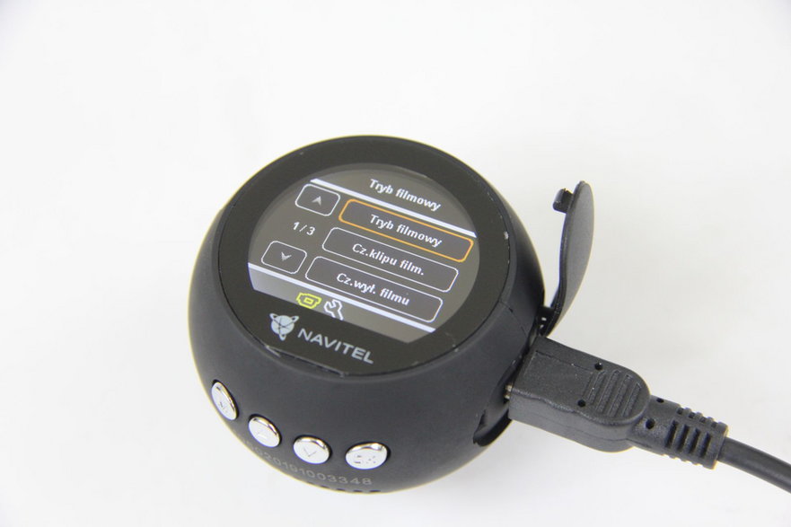 Navitel R1050