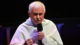 macierewicz mówił o safe w telewizji trwam. o. ludwik wiśniewski nie wytrzymał