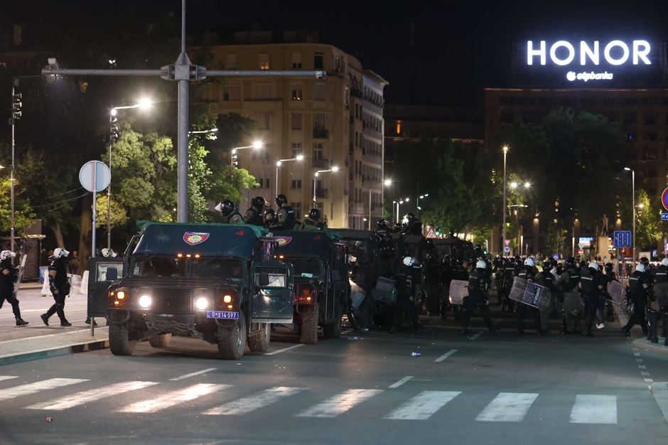 Policija na okupljanju 