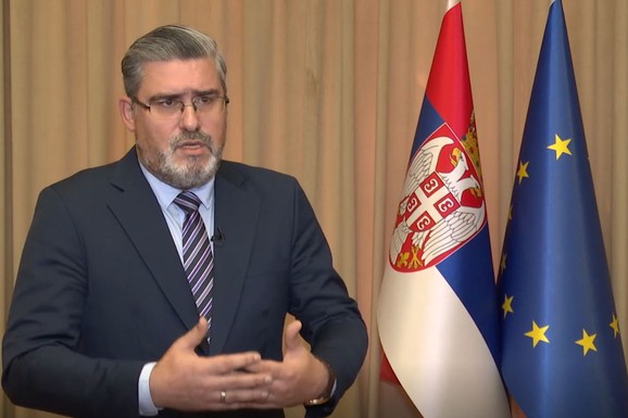 "VERUJEM DA ĆE SE PONOVO RASPRAVLJATI O OTVARANJU KLASTERA 3" Ministar Starović u intervjuu za "Blic" TV: "Za nas je najbitnije to što smo adekvatno sproveli reforme (VIDEO)