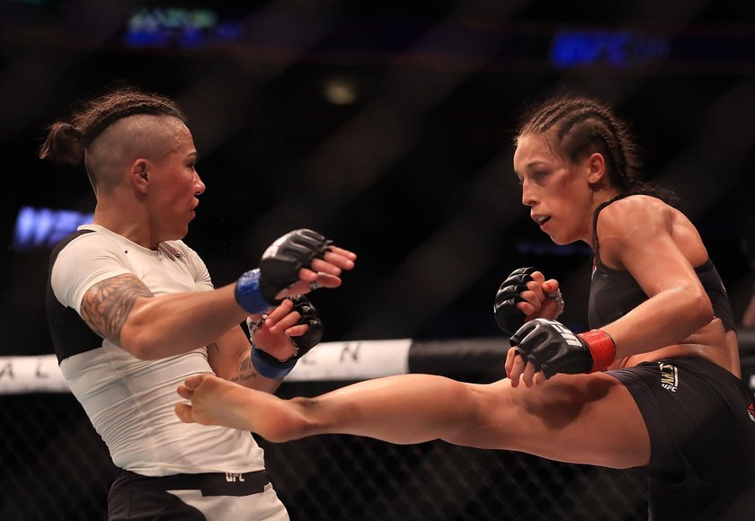 UFC211: Joanna Jędrzejczyk rozpłakała się po pytaniu o Kami Barziniego