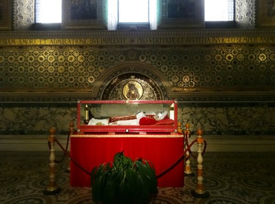 Który papież był najdłużej? Który papież był najkrócej? Najmłodszy papież w historii