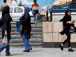 Irańska policja wysyła na ulice tajne patrole ds. dress code'u kobiet. FOTO