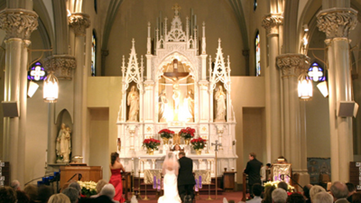 Koszt ślubu kościelnego - jaki?