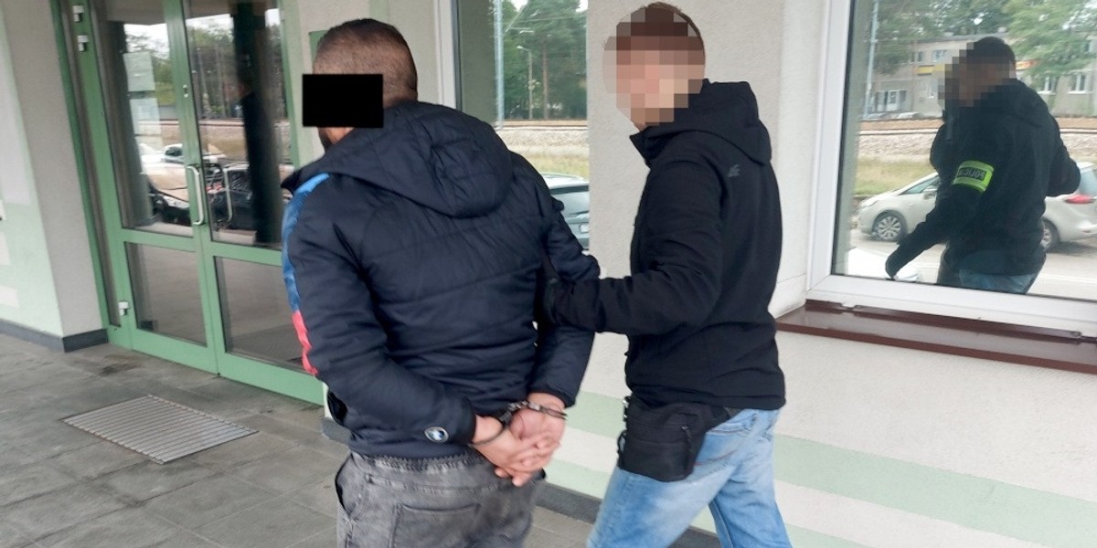 Mazowieckie. Mieli napaść na prostytutkę. Policjanci zatrzymali podejrzanych. 