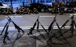 Czołgi, żołnierze i transportery. Nocna próba generalna przed defiladą w Katowicach