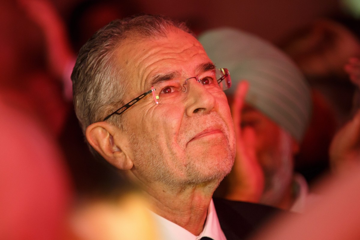 Alexander Van der Bellen