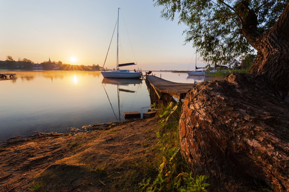 Powidz i jezioro Powidzkie (woj. wielkopolskie)