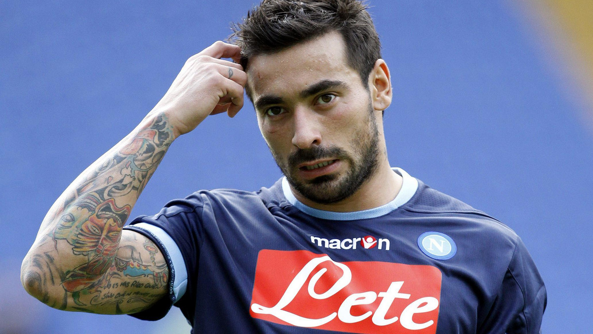 Napastnik Napoli Ezequiel Lavezzi z powodu kontuzji, której doznał w poniedziałkowym spotkaniu przeciwko Palermo, będzie pauzował przez około trzy tygodnie.