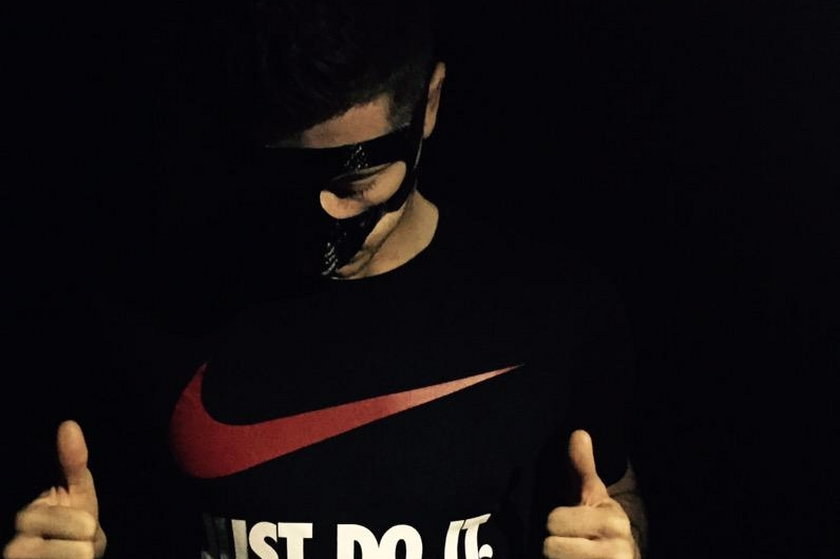 Lewandowski pokazał maskę w której zagra z FC Barceloną